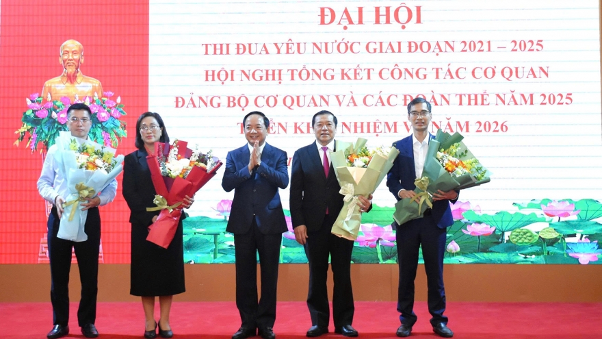 "Không thể tiếp tục làm theo lối cũ, phải đổi mới thực sự"